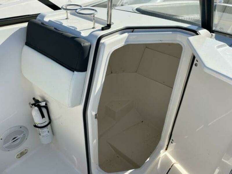 2021 Bayliner DX 2200