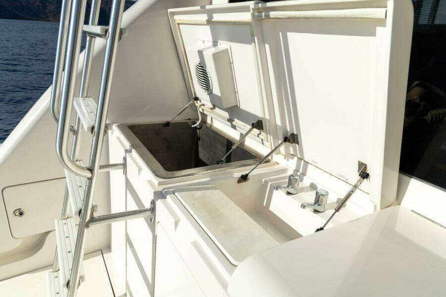 2006 Bertram 510 Convertible