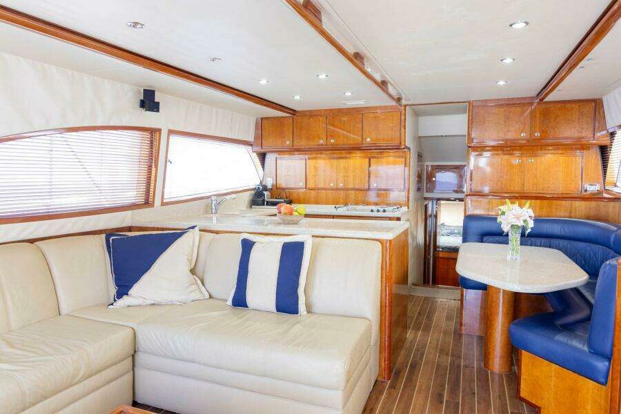 2006 Bertram 510 Convertible