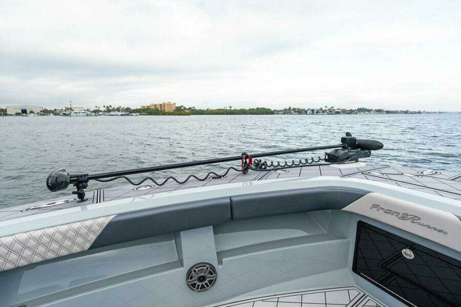 2020 Front Runner 39 CC