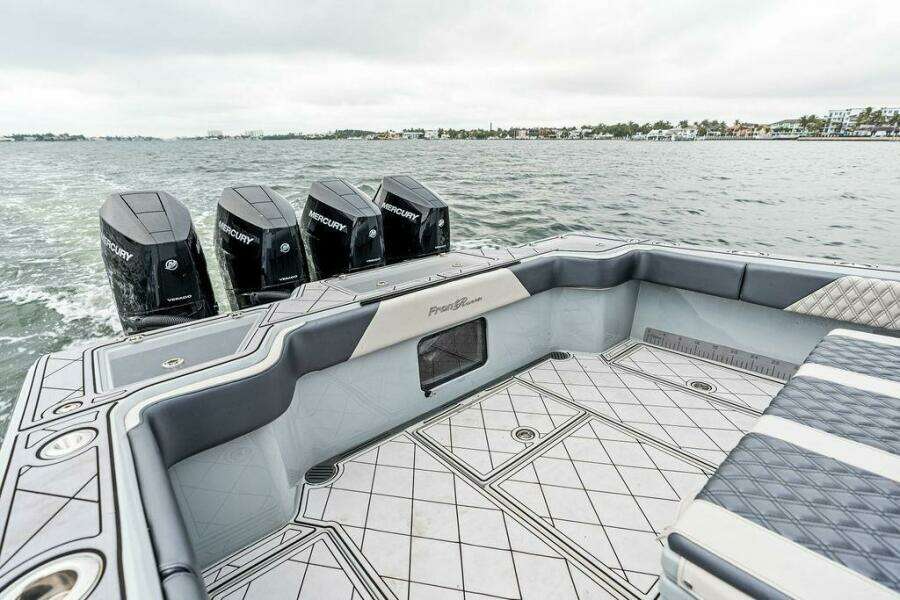 2020 Front Runner 39 CC