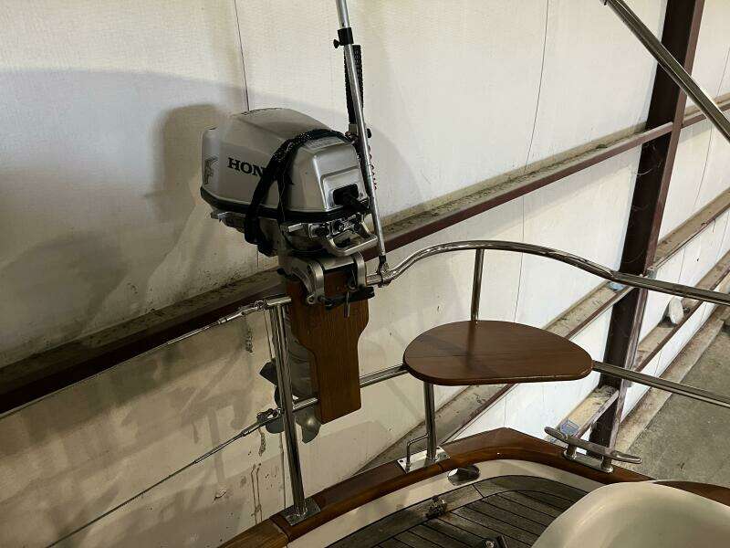 2003 Fantasi 44 Pilot House