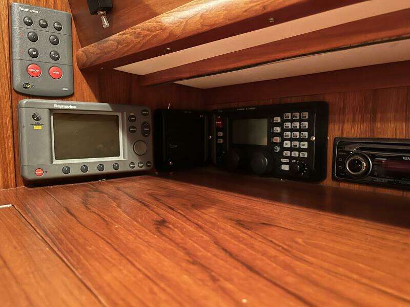 2003 Fantasi 44 Pilot House