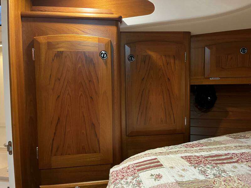 2003 Fantasi 44 Pilot House