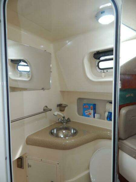 1998 Pursuit 3000 Express