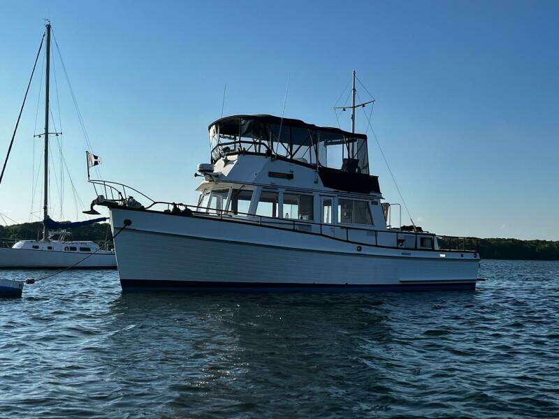 1976 Grand Banks 42 Classic