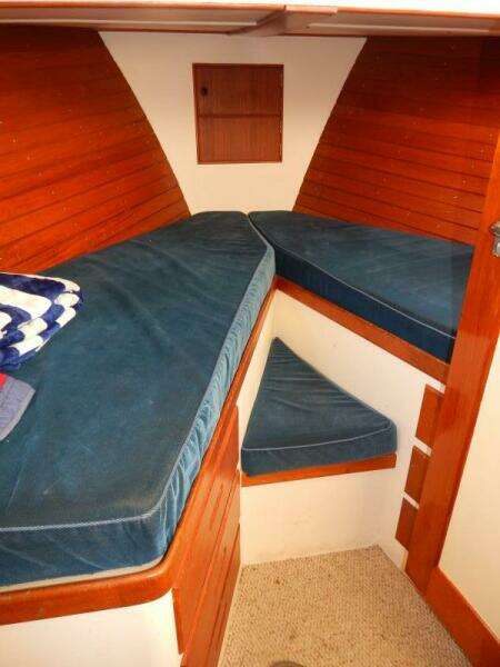 1976 Grand Banks 42 Classic