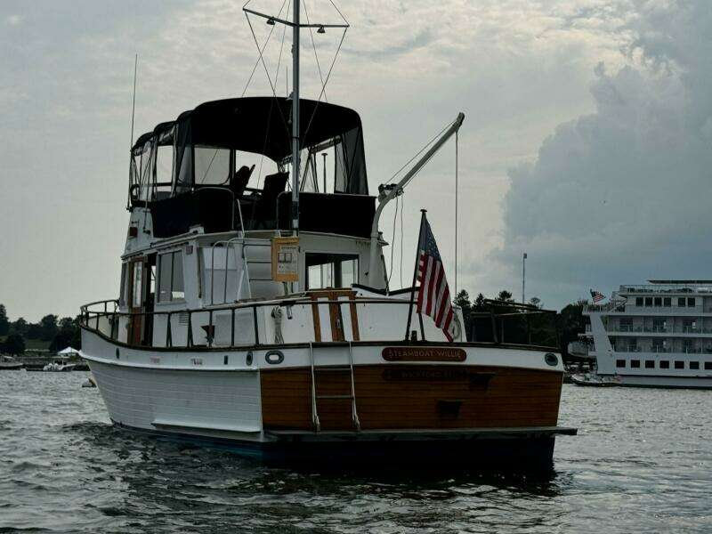1976 Grand Banks 42 Classic