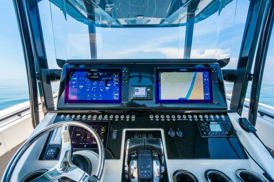 2020 Fountain 38 Center Console