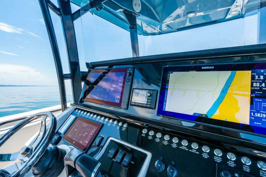 2020 Fountain 38 Center Console