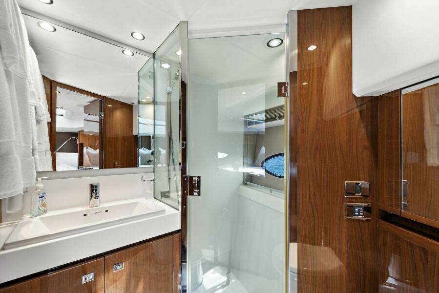 2015 Princess 72 Motoryacht 'LA-Z-BUOY'