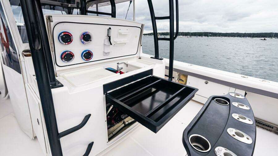 2017 Everglades 435 CC