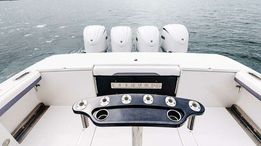 2017 Everglades 435 CC