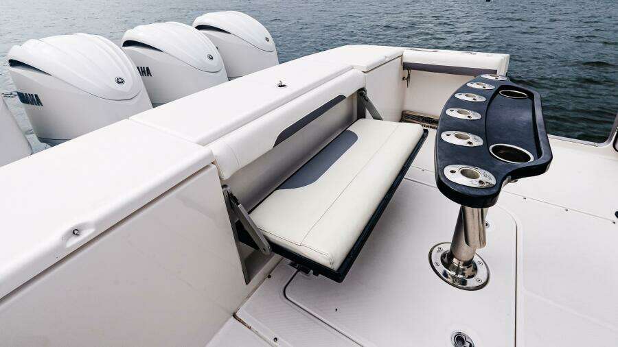 2017 Everglades 435 CC