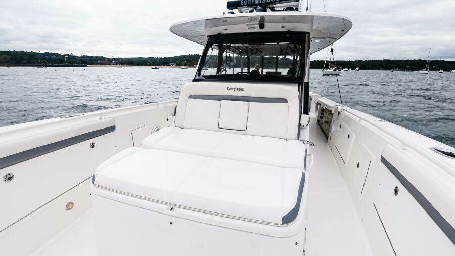 2017 Everglades 435 CC