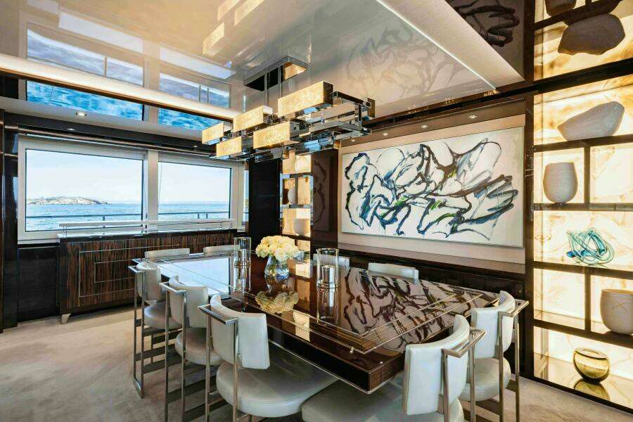 2016 Sunseeker Sunseeker 131 Yacht