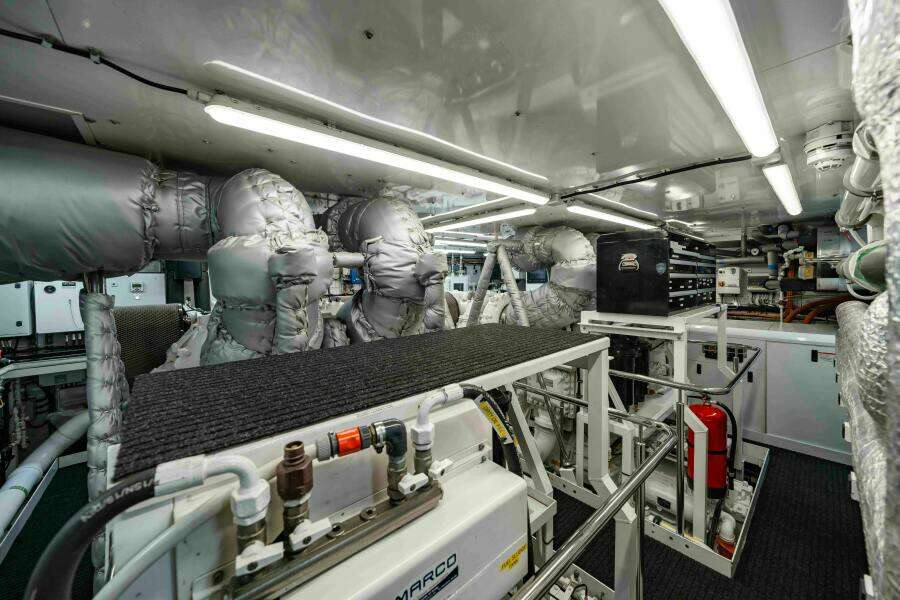 2016 Sunseeker Sunseeker 131 Yacht