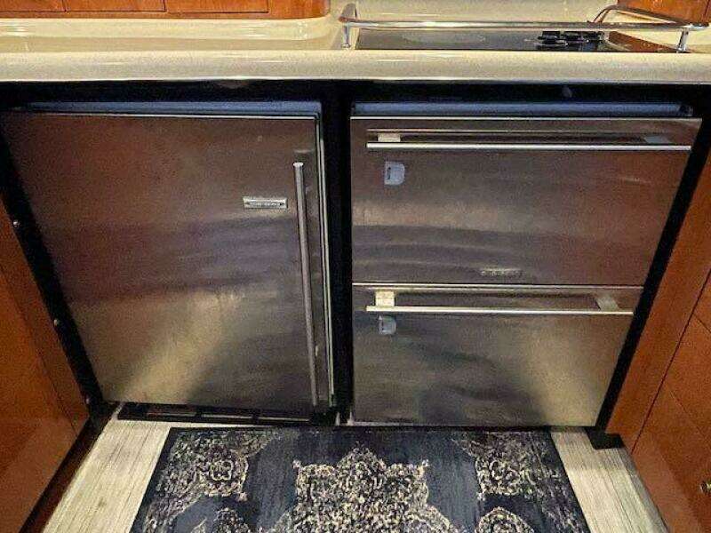 1999 Sea Ray 480 Sedan Bridge