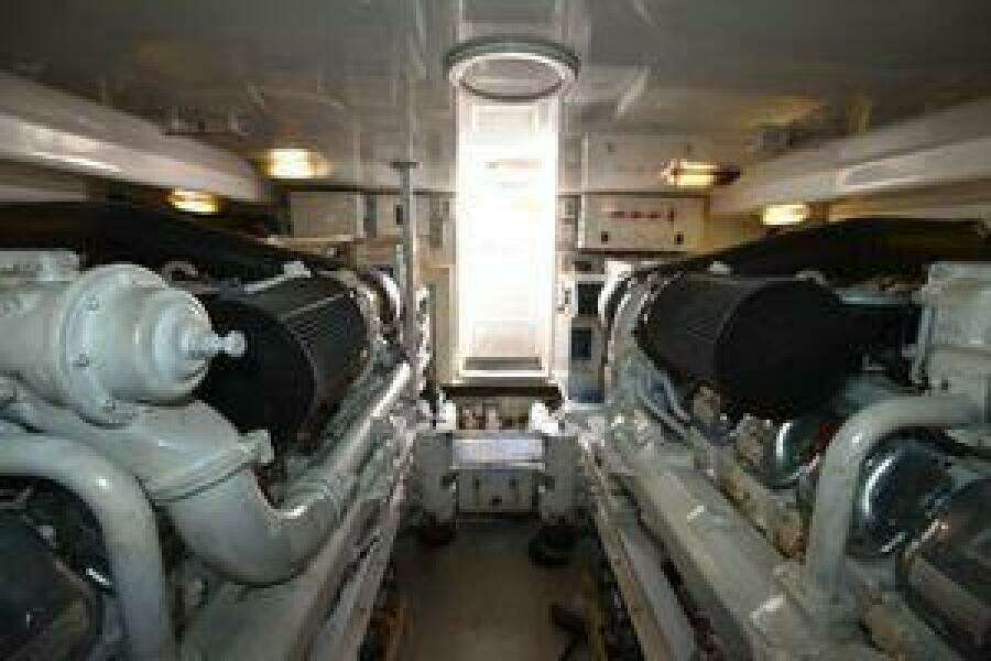 2003 Viking 45 Express