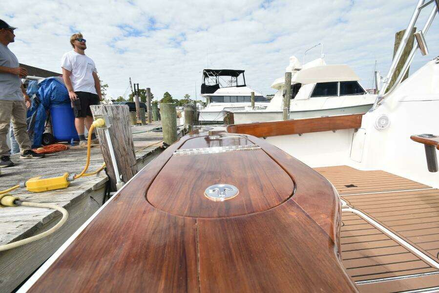 2003 Viking 45 Express