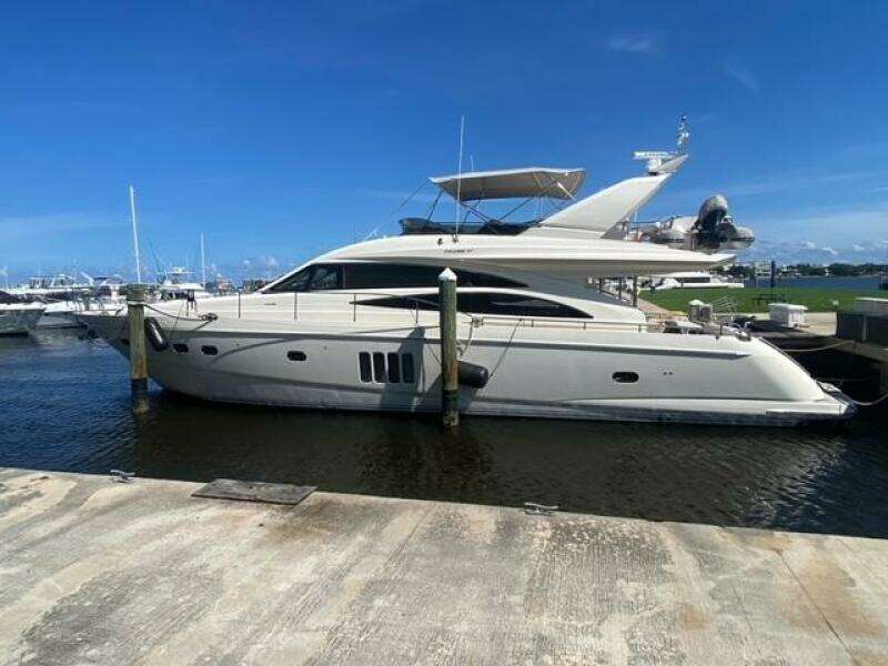 2008 Viking Princess 67 Flybridge