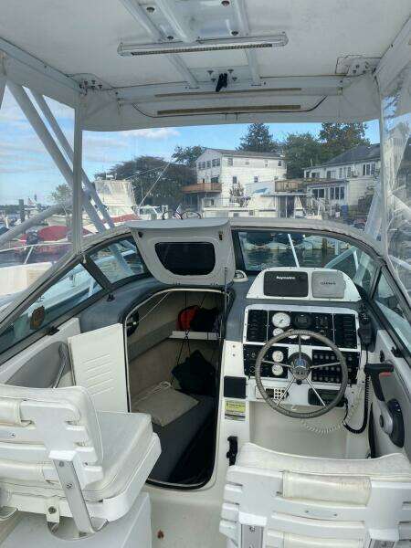 1999 Bayliner 2052 Trophy