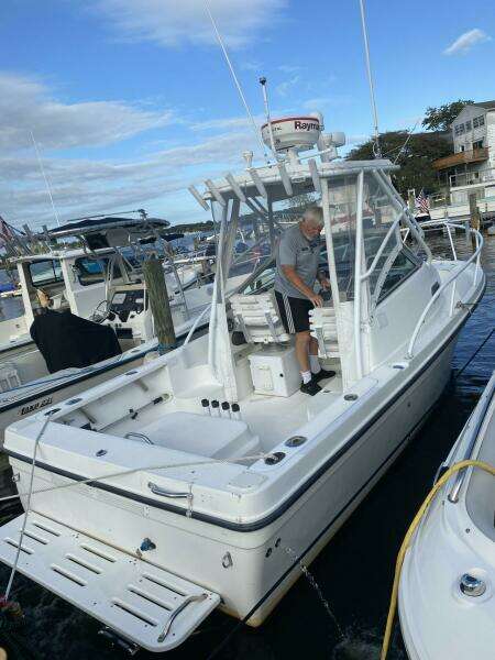 1999 Bayliner 2052 Trophy