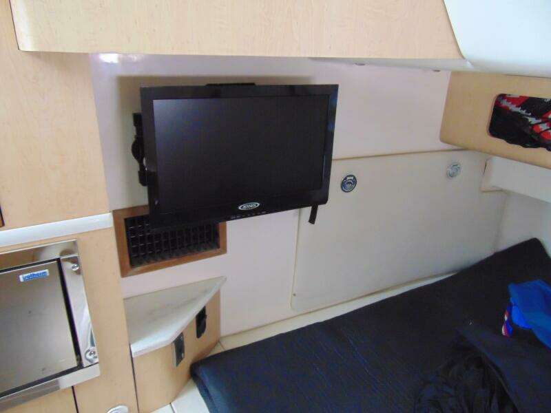 2013 Boston Whaler 370 Outrage