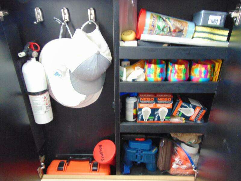 2013 Boston Whaler 370 Outrage