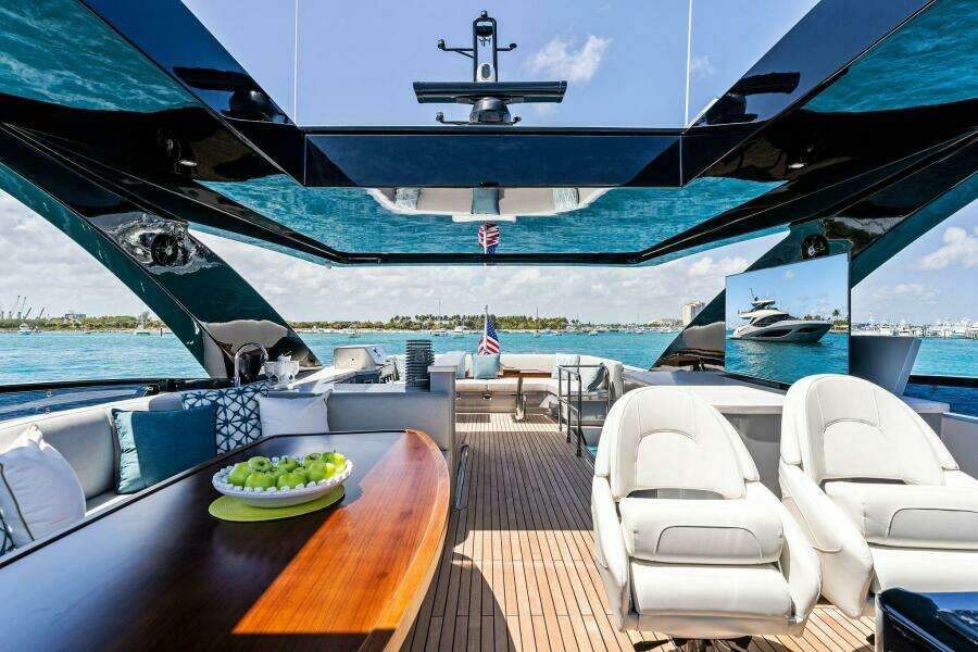 2024 Aquitalia Yachts Flybridge