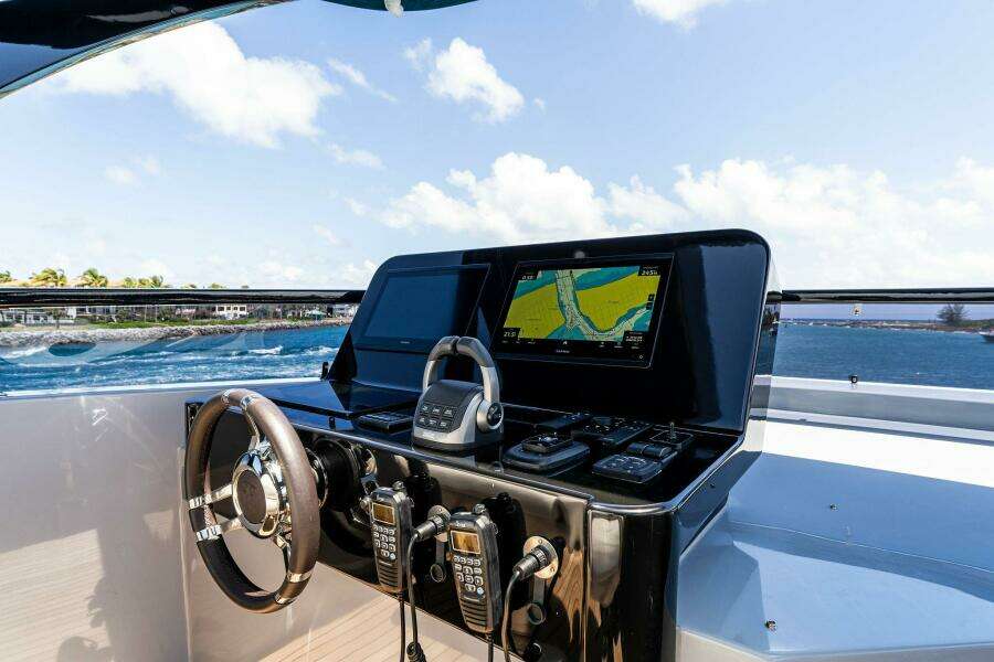 2024 Aquitalia Yachts Flybridge