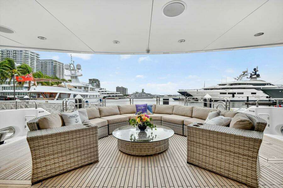 2010 Sunseeker 40m