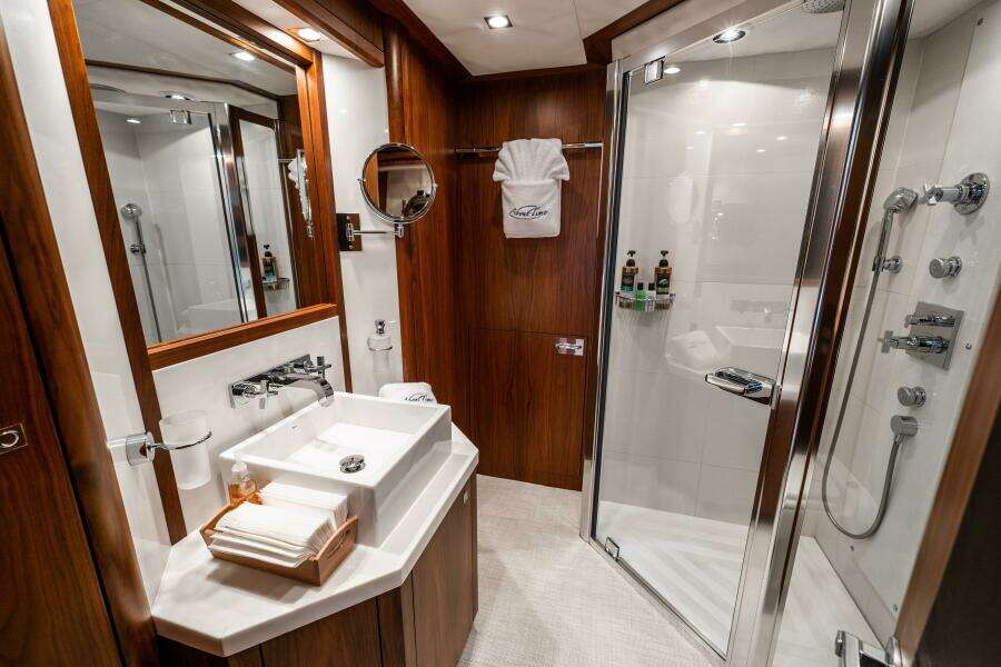 2010 Sunseeker 40m