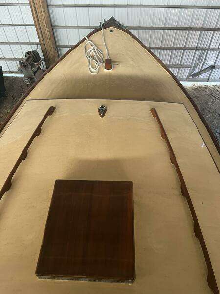 Adequate cabin top and fore deck