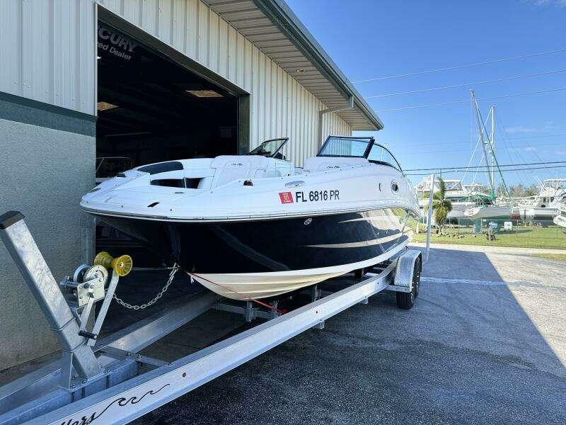 2014 Sea Ray 260 Sundeck