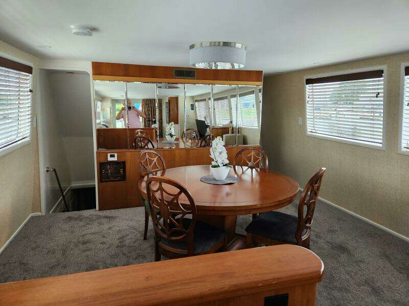 1990 Inace Expedition 88