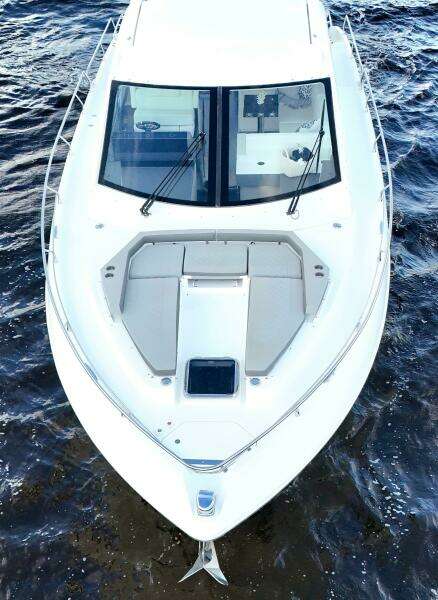 2020 Cruisers Yachts 50 Cantius