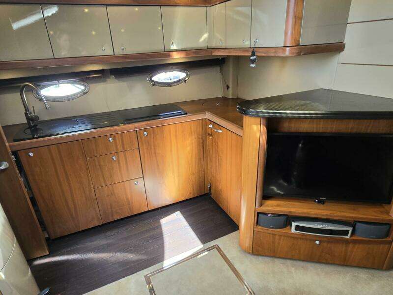 2009 Sunseeker Portofino 47