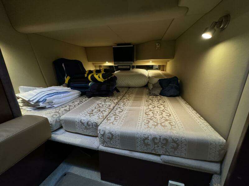 2007 Sea Ray 36 Sedan Bridge