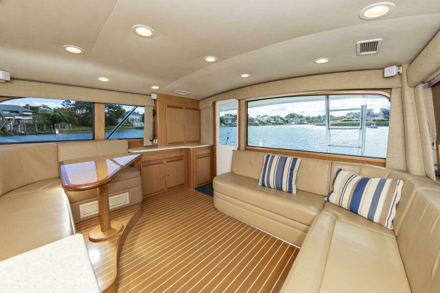 2008 Cabo 43 Convertible