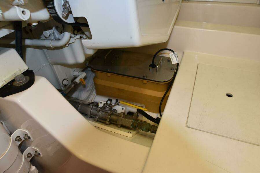 2008 Cabo 43 Convertible