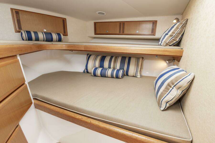 2008 Cabo 43 Convertible