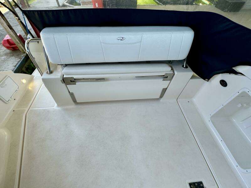 2006 Regal 3360 Window Express