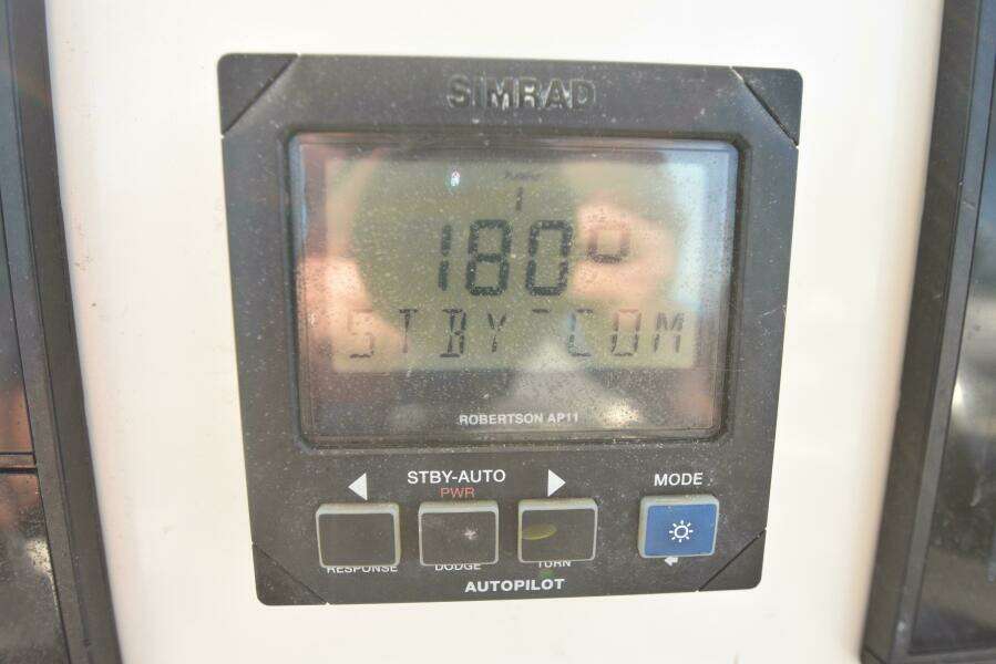 1999 Carolina Classic 28 Express