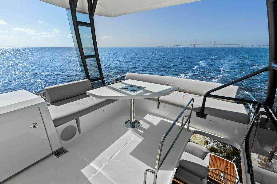2022 Prestige 460 Flybridge - Brace Yourself Too -Flybridge