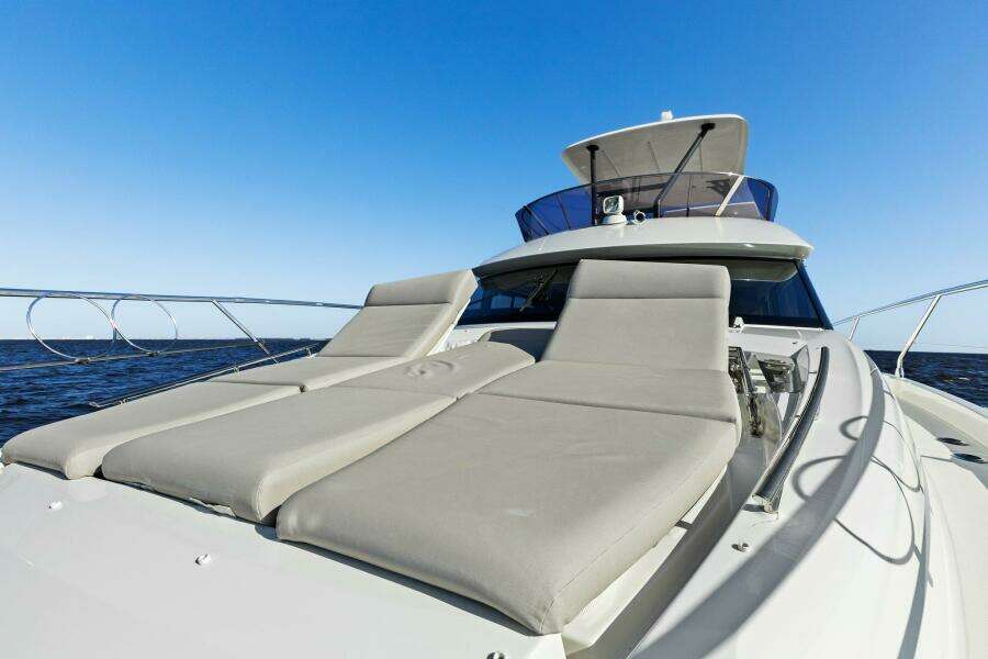 2022 Prestige 460 Flybridge - Brace Yourself Too -Bow
