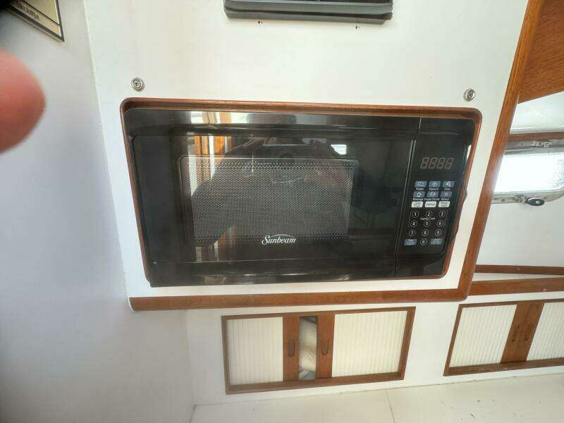 1991 Black Watch 36 Express