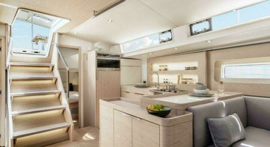 2025 Beneteau Oceanis Yacht 54