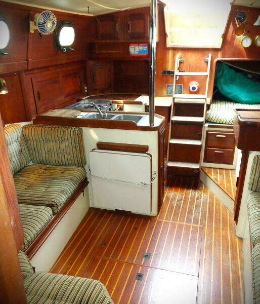1983 Pacific Seacraft 37