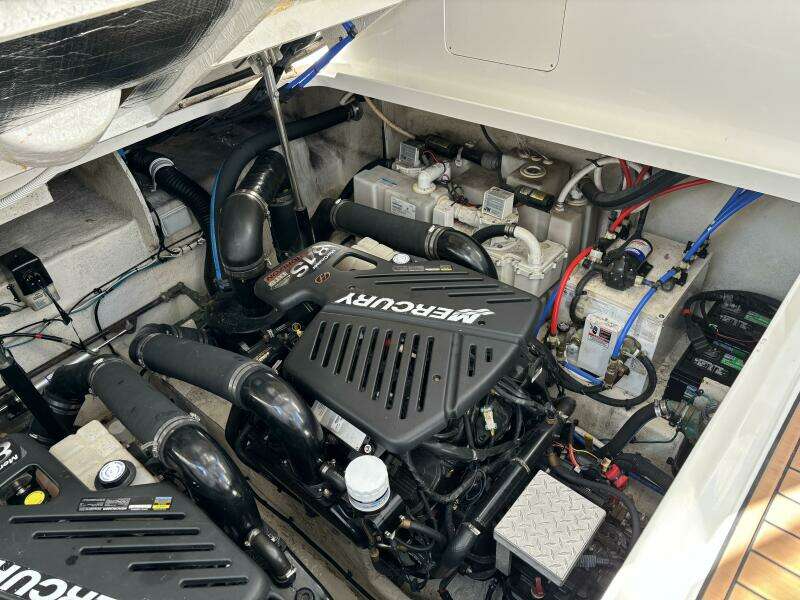 2009 Sea Ray SUNDANCER 350